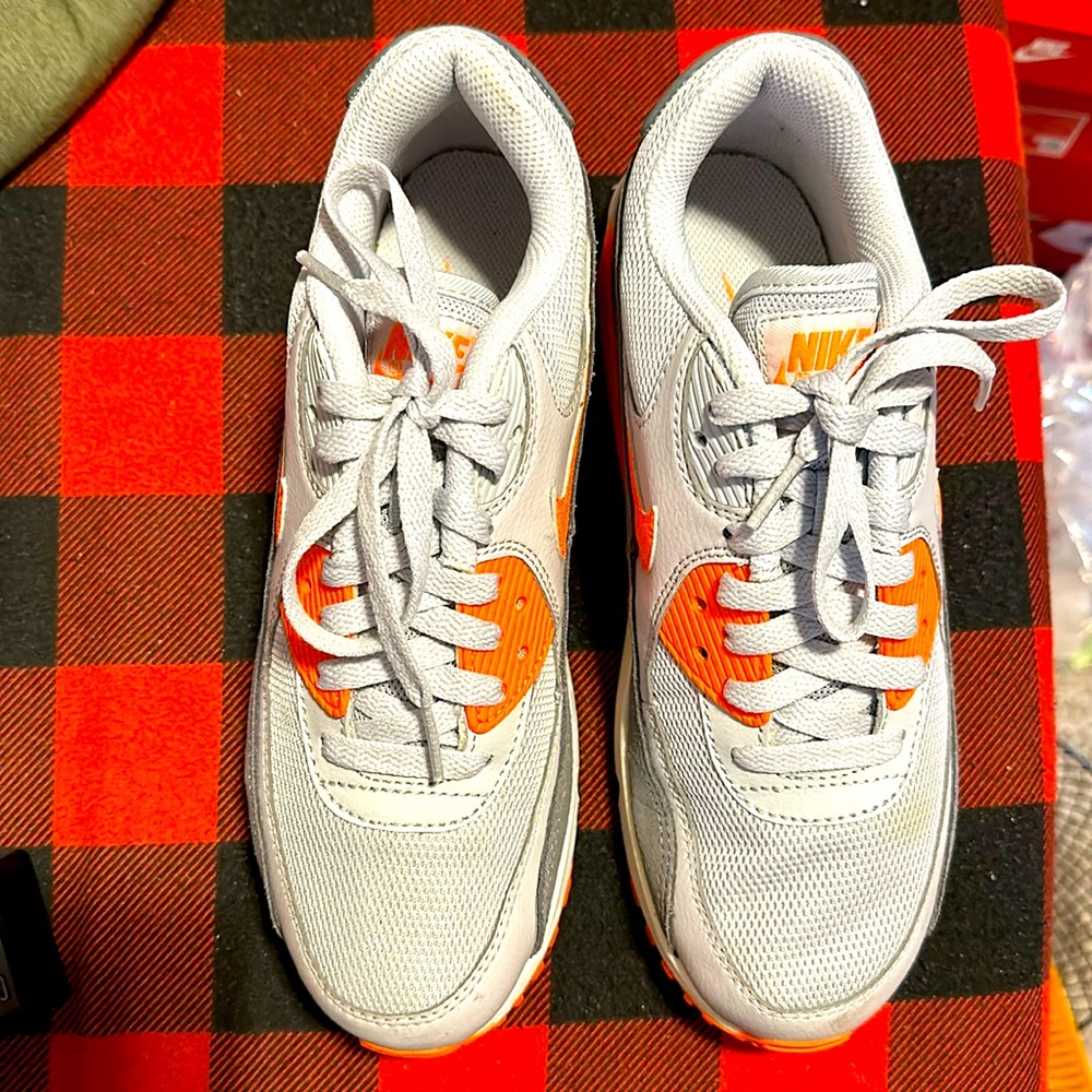 Nike AirMax 90 worn for a few hours but still in excellent condition